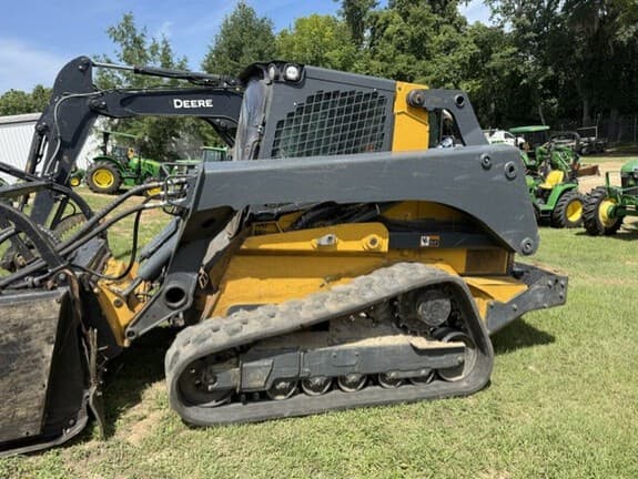 Image of John Deere 333G Primary image