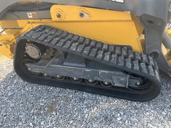 Image of John Deere 333G equipment image 3