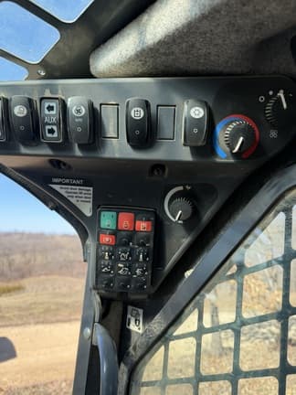 Image of John Deere 333G equipment image 3