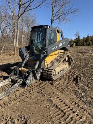 Main image John Deere 333G
