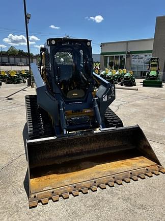 Image of John Deere 333G equipment image 1