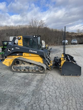 2023 John Deere 333G Equipment Image0