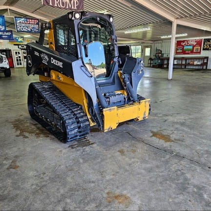 2023 John Deere 333G Equipment Image0