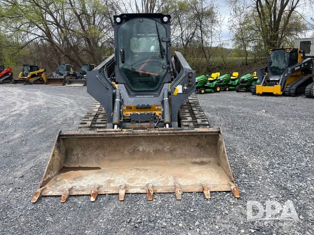 Image of John Deere 333G equipment image 3