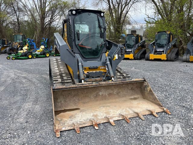 Image of John Deere 333G equipment image 4