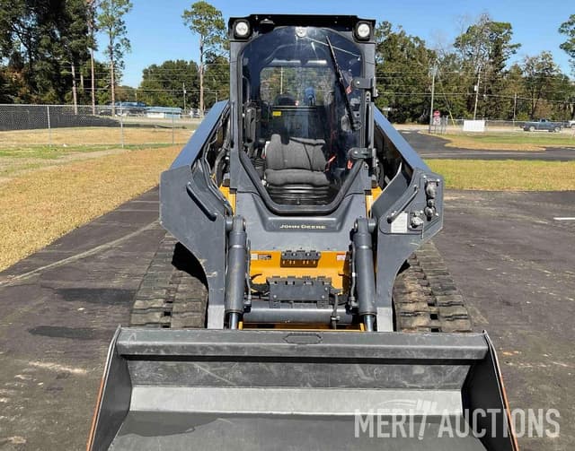 Image of John Deere 333G equipment image 1