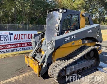 Main image John Deere 333G