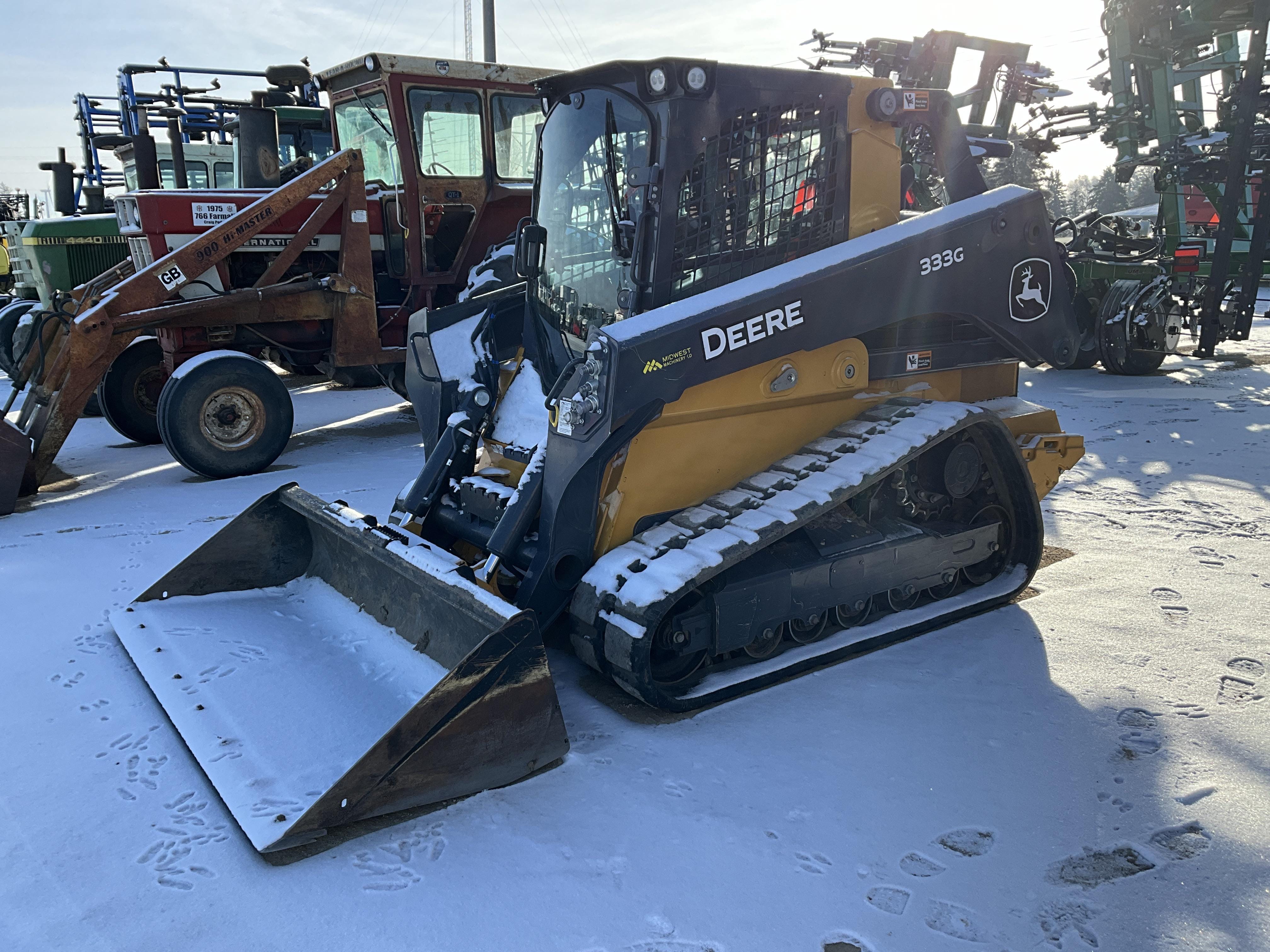 Main image John Deere 333G