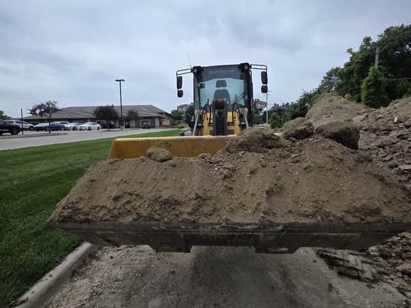 Image of John Deere 344P equipment image 1