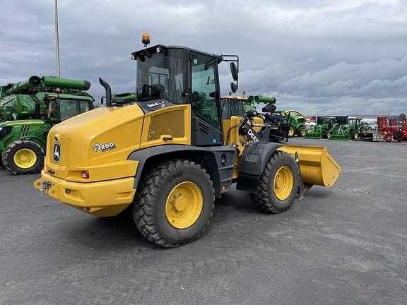 Image of John Deere 344P equipment image 4