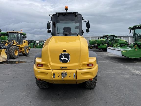 Image of John Deere 344P equipment image 3
