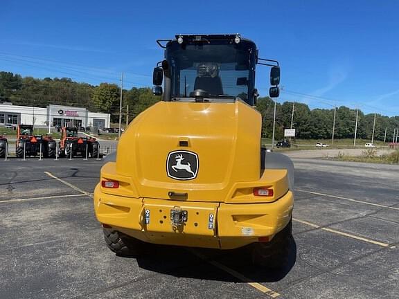 Image of John Deere 344P equipment image 4