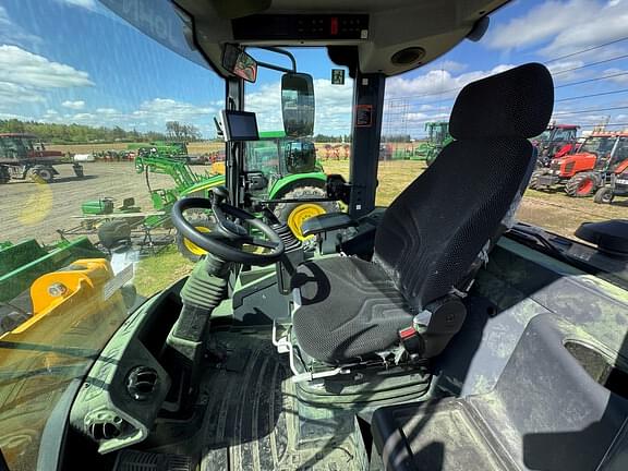 Image of John Deere 344L equipment image 4