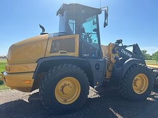 Main image John Deere 344L 1