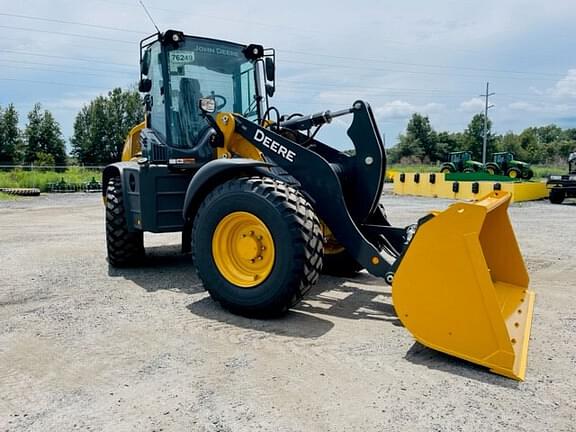 Image of John Deere 344P equipment image 3