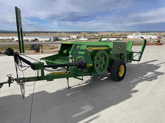 Image of John Deere 348 equipment image 2