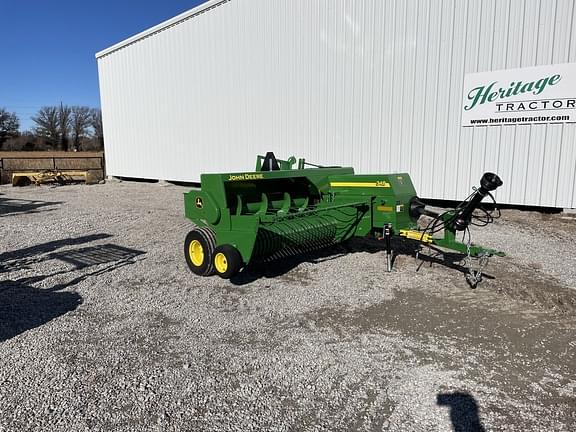 Image of John Deere 348 equipment image 3
