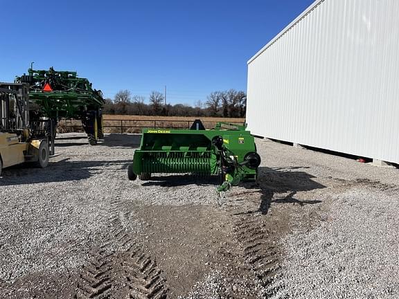 Image of John Deere 348 equipment image 2