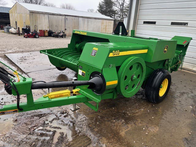 Image of John Deere 348 equipment image 3