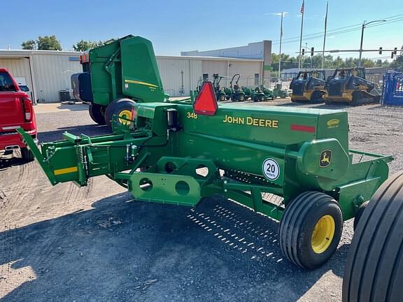 Image of John Deere 348 equipment image 4