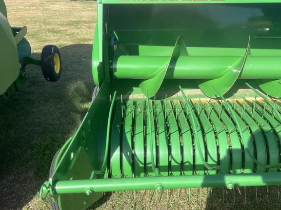 Image of John Deere 348 equipment image 2