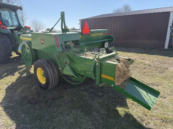 Image of John Deere 348 equipment image 2