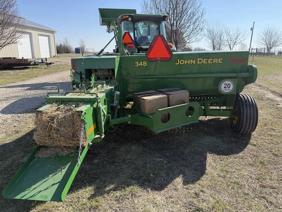 Image of John Deere 348 equipment image 4