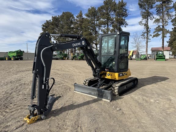 Image of John Deere 35P equipment image 1