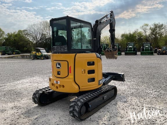 Image of John Deere 35P equipment image 2