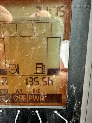 Image of John Deere 35P equipment image 3