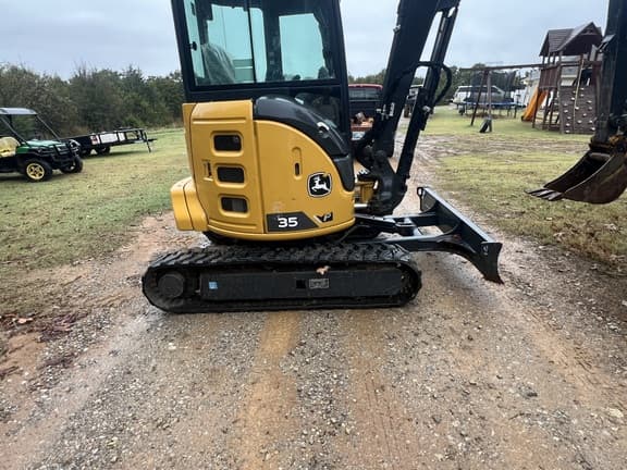 Image of John Deere 35P equipment image 4