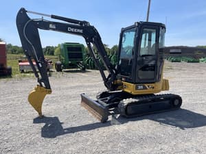 2023 John Deere 35P Image