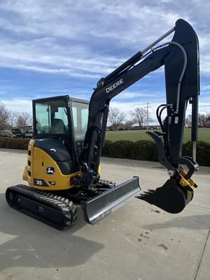 2023 John Deere 35P Image