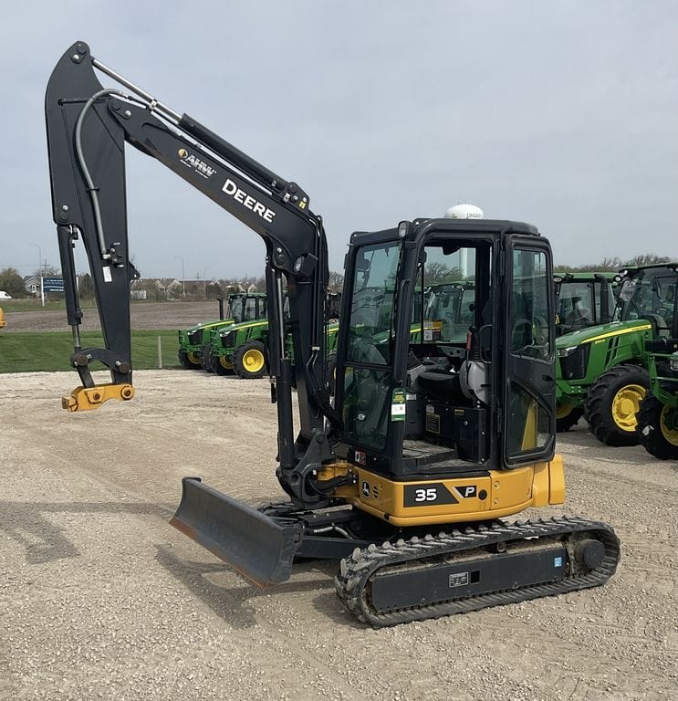 2023 John Deere 35P Equipment Image0