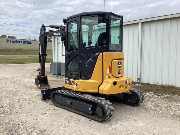 Image of John Deere 35P equipment image 2