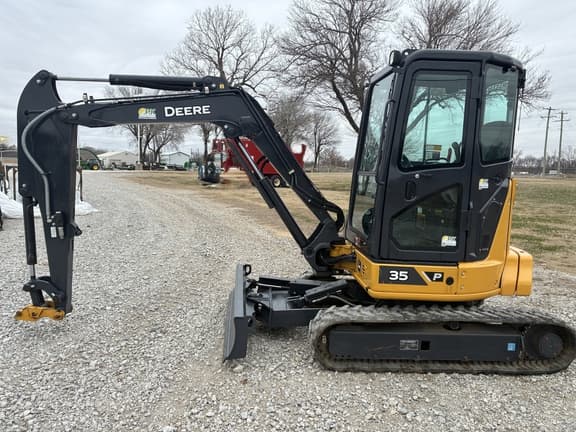 Image of John Deere 35P equipment image 1
