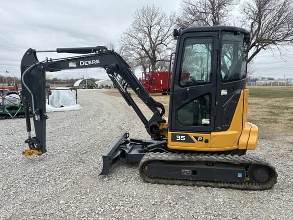 Image of John Deere 35P equipment image 2