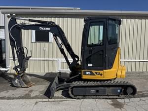 2023 John Deere 35P Image