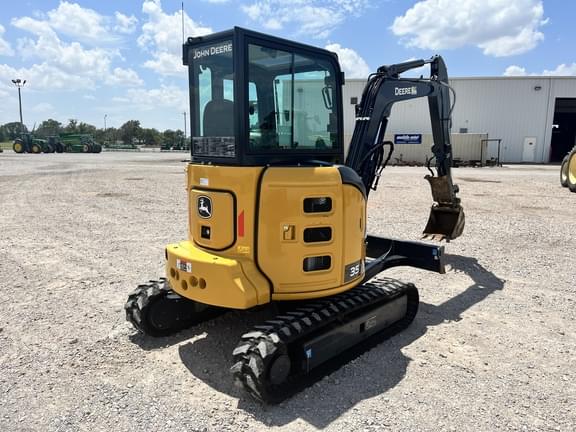 Image of John Deere 35P equipment image 4