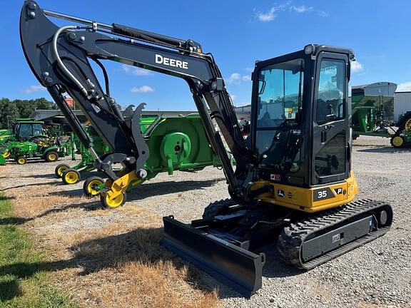 Image of John Deere 35P equipment image 1