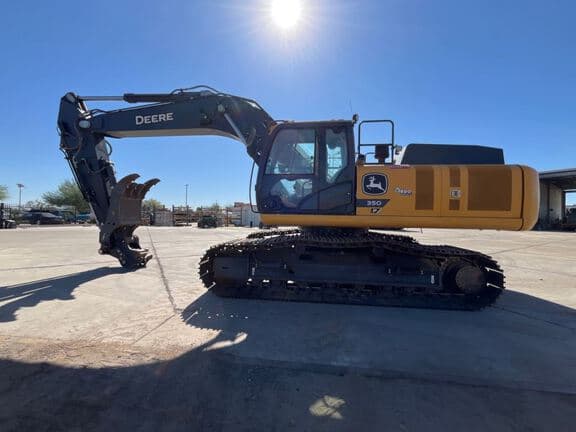 Image of John Deere 350P equipment image 1