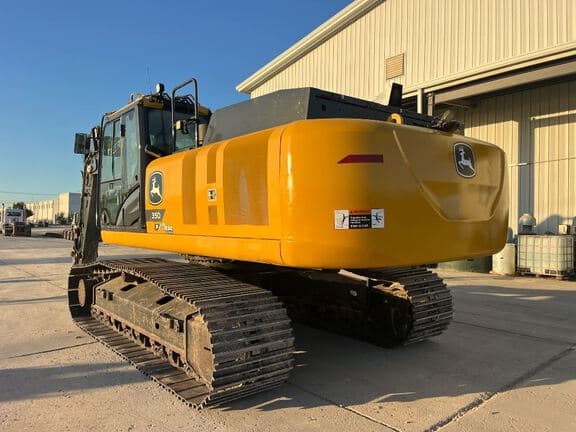 Image of John Deere 350P equipment image 1