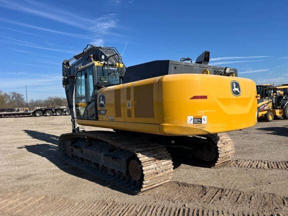 Image of John Deere 350P equipment image 1