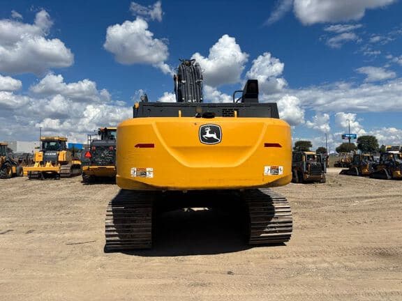 Image of John Deere 350P equipment image 2
