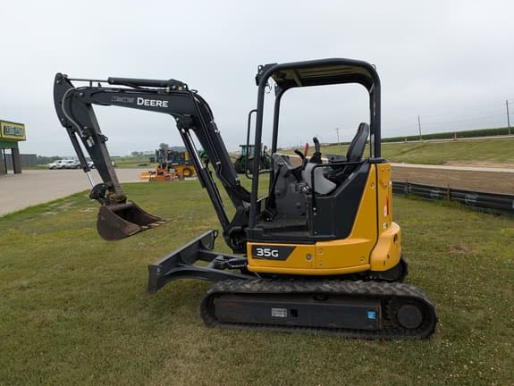 Image of John Deere 35G equipment image 4