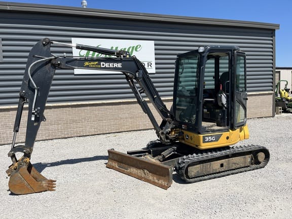 2023 John Deere 35G Equipment Image0
