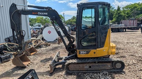 2023 John Deere 35G Equipment Image0