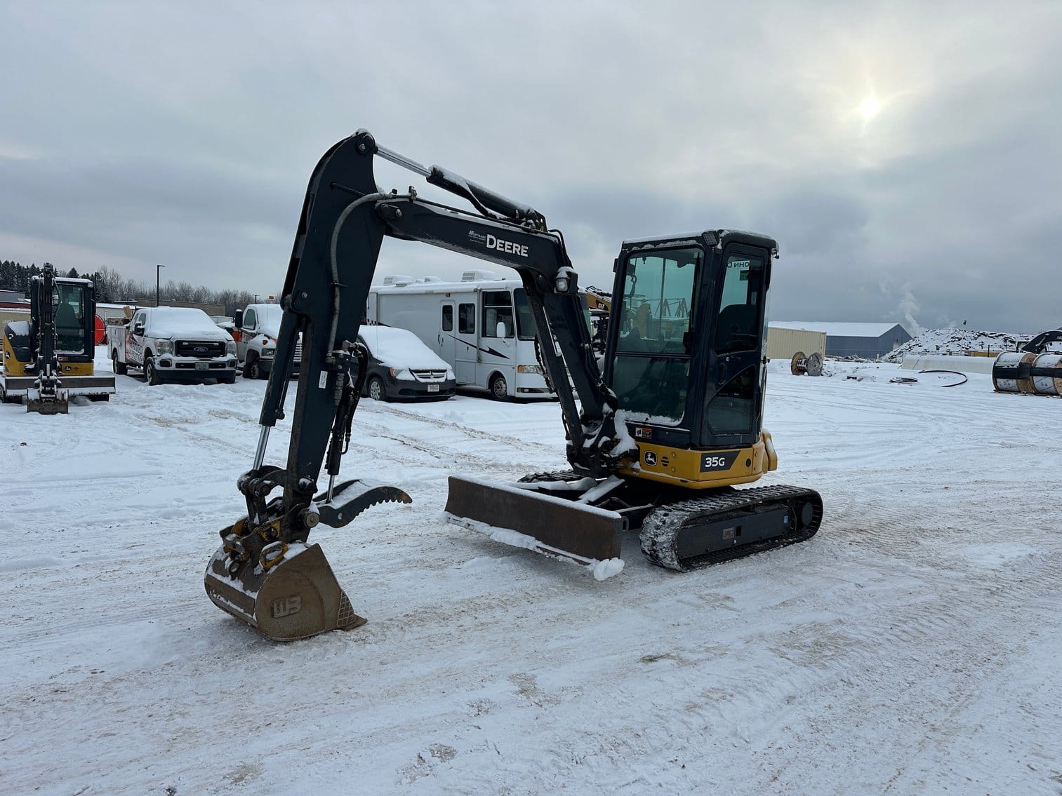 2023 John Deere 35G Equipment Image0