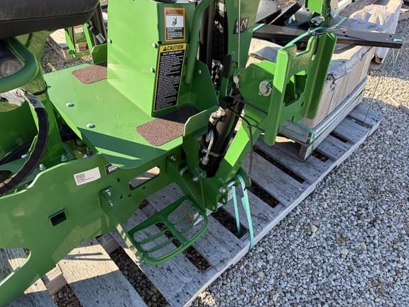 Image of John Deere 370B equipment image 3