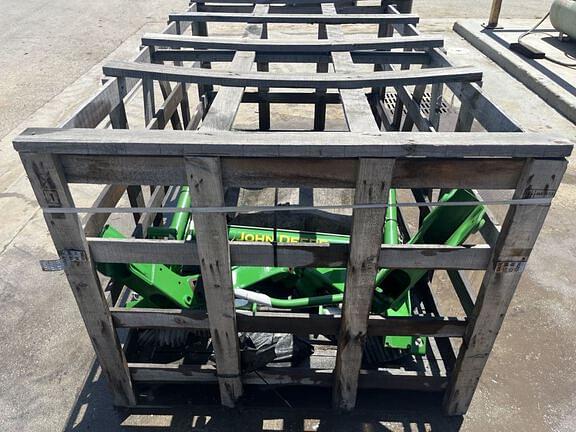 Image of John Deere 400E Primary image